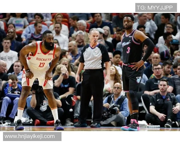 03年麦迪与韦德的巅峰对决谁才是篮球场上的真正王者